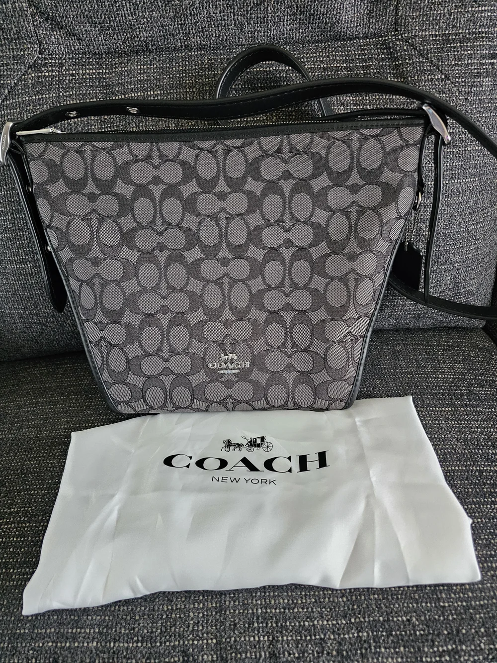 COACH Signature Canvas Tote in Gray/Black